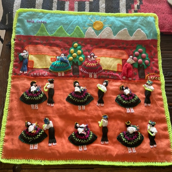 Vintage Peruvian Story Telling Handmade Tapestry. - Picture 1 of 11